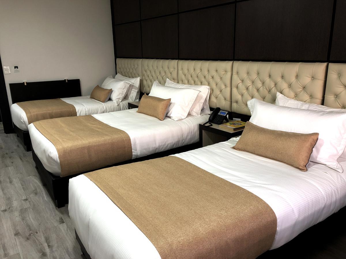 Hotel American Visa Tower Богота Екстериор снимка